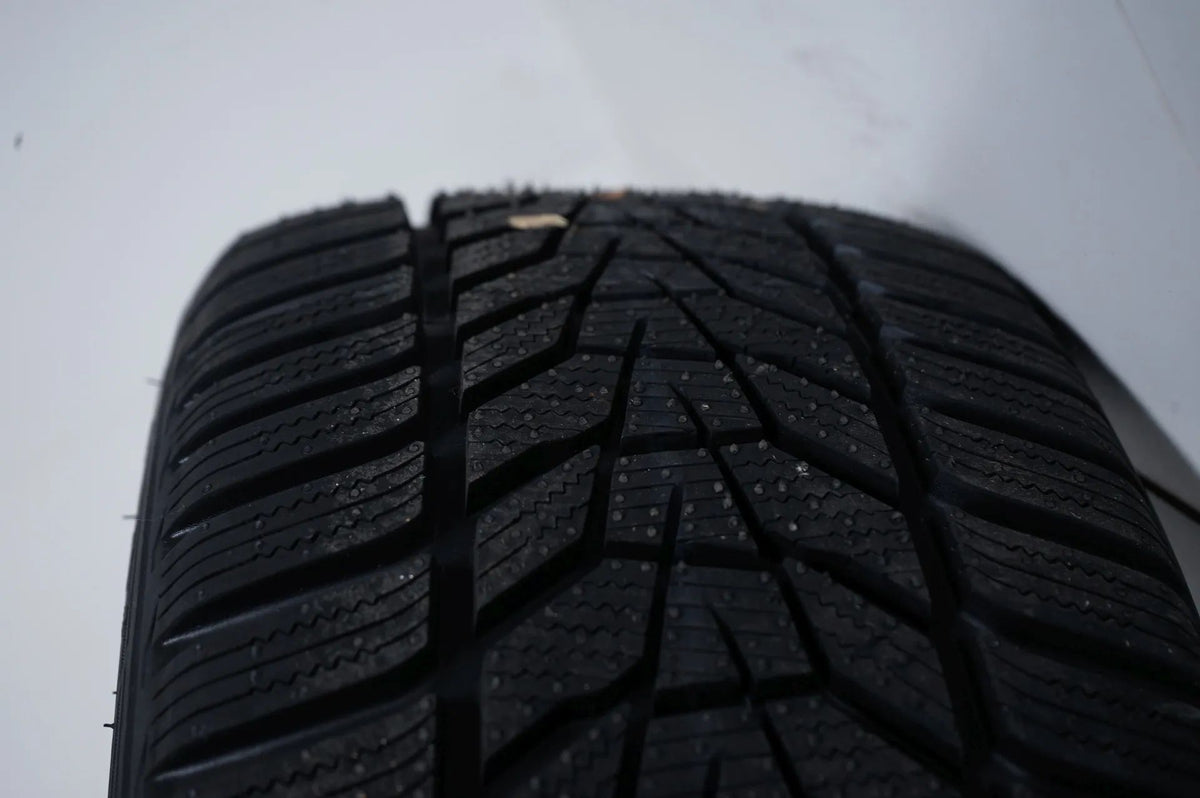 Mercedes C Class W206 NEW Winter Tires Winter Wheels 18 Inch Detail view 12