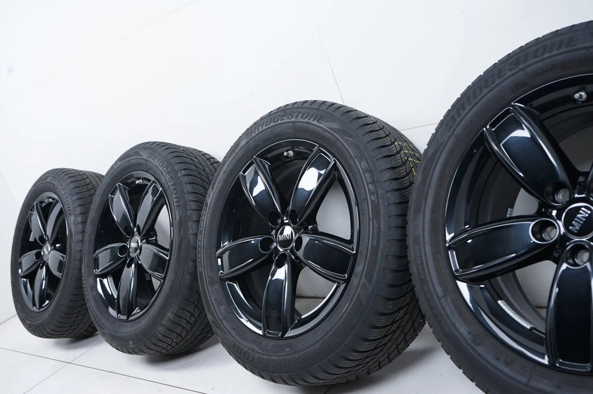 MINI Countryman F60 winterbanden winterwielen 225 55 17 inch 531 Detailweergave 8