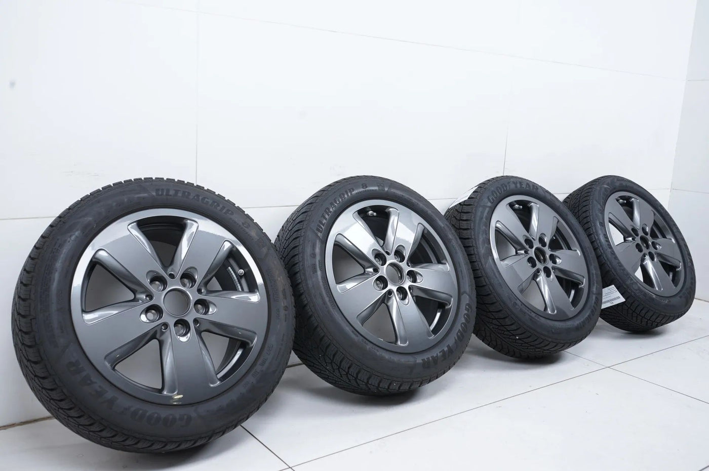 MINI MINI F55 F56 F57 Winter tires Winter wheels 195 55 16 inch