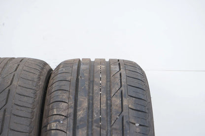 2 x pneus d'été Bridgestone 225 50 18 pouces DOT19 environ 6mm
