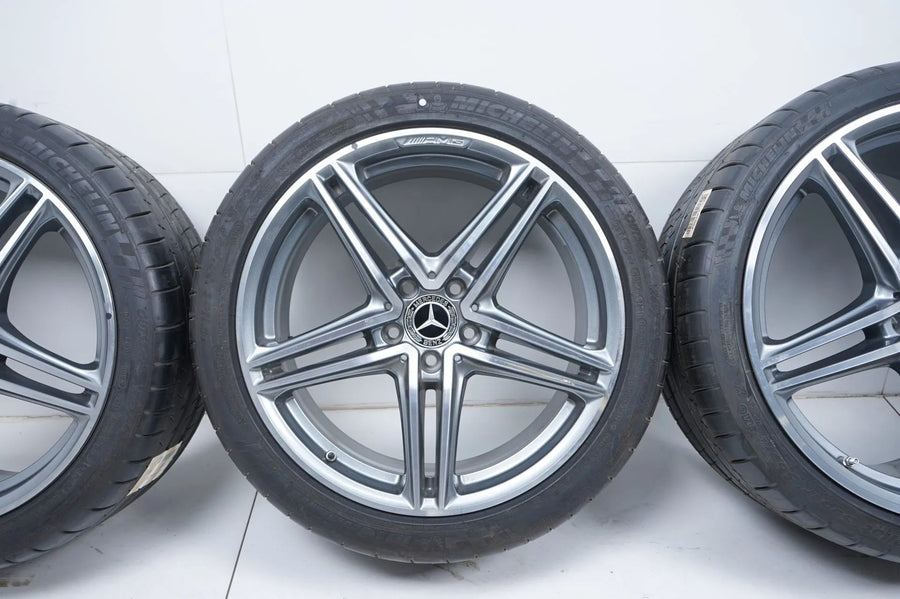 Mercedes GT GTS W190 summer tires, summer wheels 19/20 inch