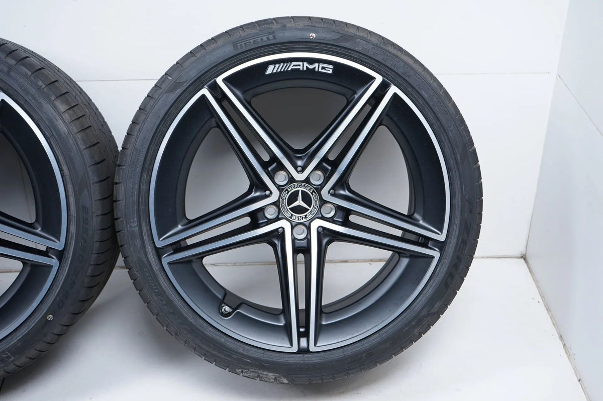 Mercedes E63 AMG W213 Winterräder mit neuen Winterreifen 20 Zoll Detailansicht 8