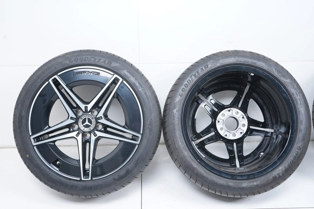 Mercedes C Class W206 summer tires, summer wheels AMG 18 inch Detail view 18