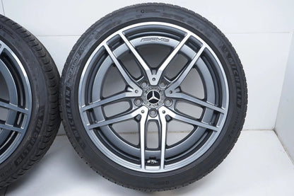 Mercedes E43 E53 AMG W213 Allwetterräder mit neuen Allwetterreifen 19 Zoll