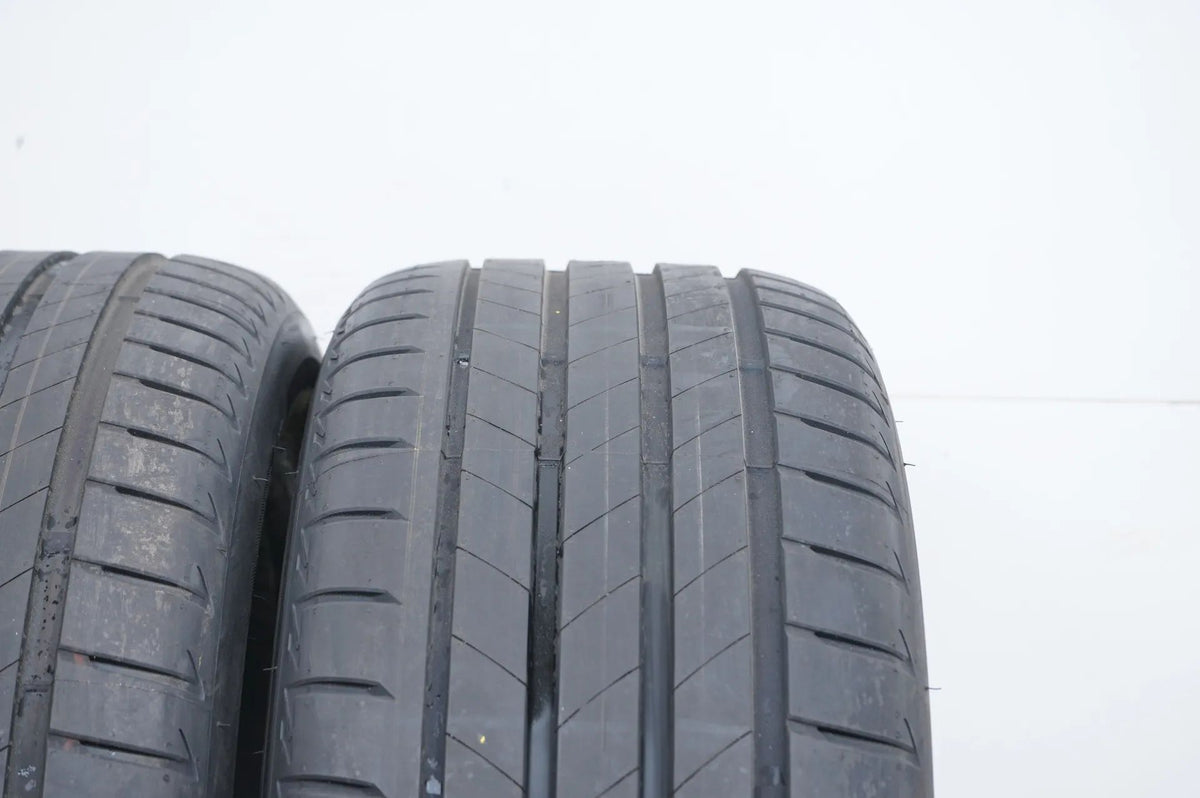 2 x Demo Sommerreifen 255 45 19 Zoll Bridgestone DOT23 MO Detailansicht 5