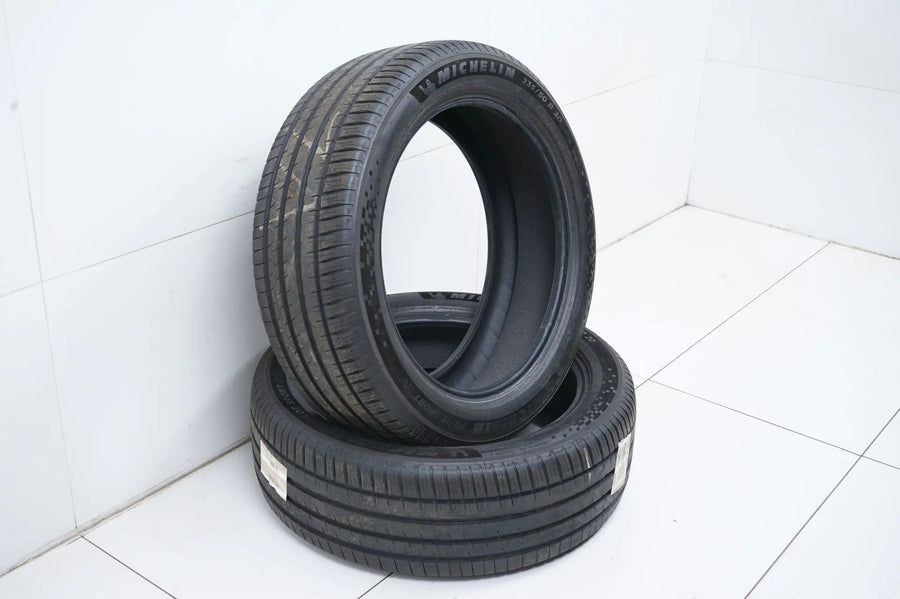 2 x summer tires 235 50 20 inch Michelin DOT22 approx. 6 mm tread depth