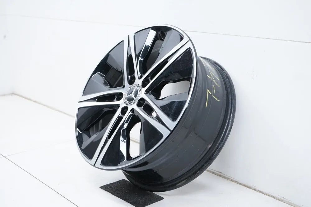 1 x Mercedes A B W177 W247 W118 Alufelge 18 Zoll A1774010500 7,5J Detailansicht 4