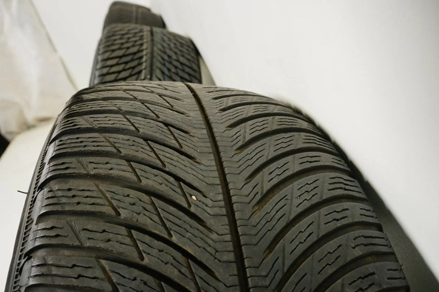 Audi A7 4K8 C8 Winter tires Winter wheels 225 55 18 inch 4k8601025A