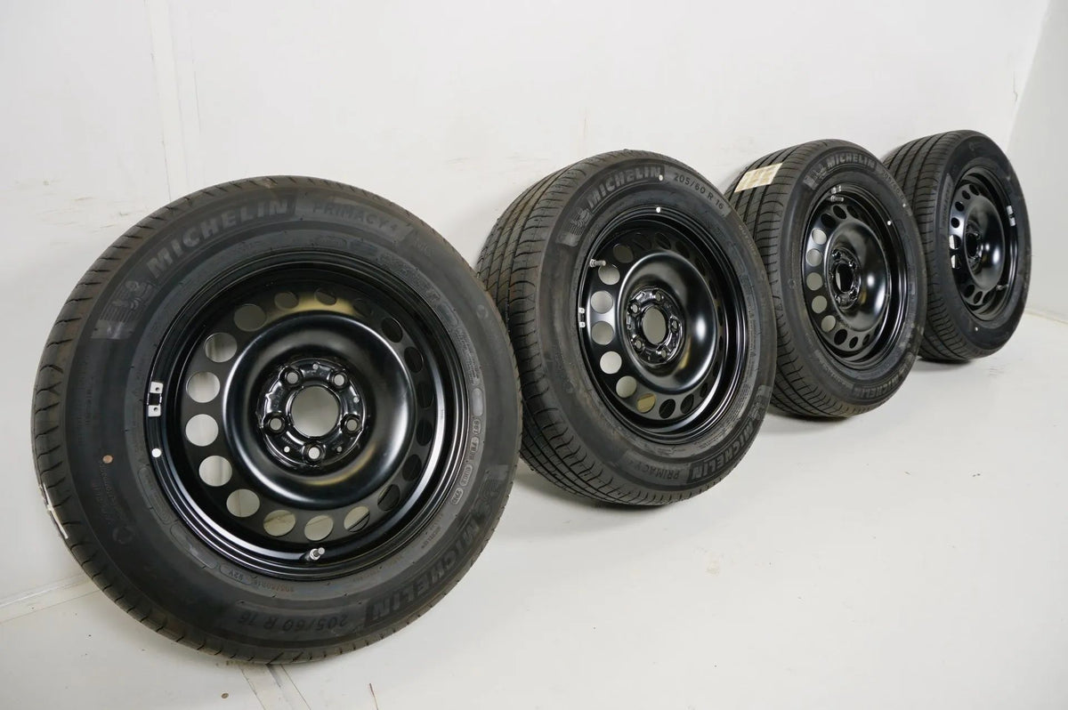 NEW Mercedes AB Class W177 W247 Summer Wheels 205 60 16 inch Detailansicht 2