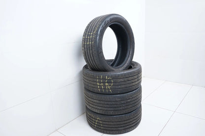 4 x Summer tires 235 50 19 inch Continental DOT21 approx. 4mm MO
