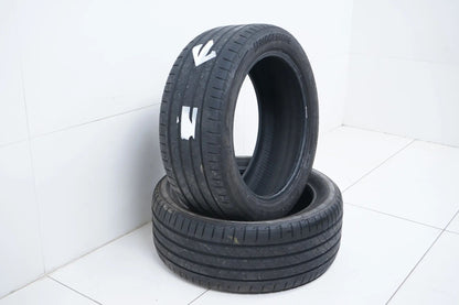 2 x summer tires 255 45 19 inch Bridgestone approx. 5mm tread depth DOT20 MO