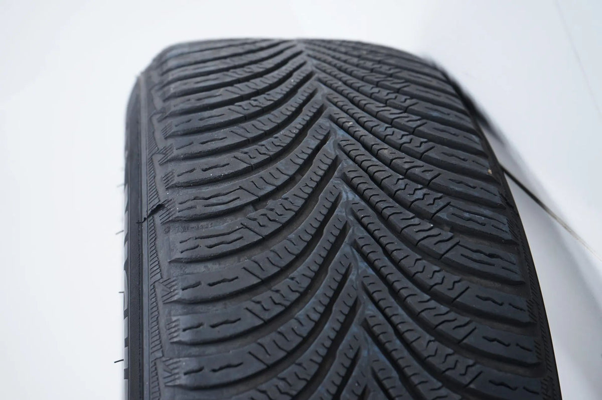 Mercedes A B Klasse W177 W247 Winterräder Winterreifen 16 Zoll Detailansicht 12