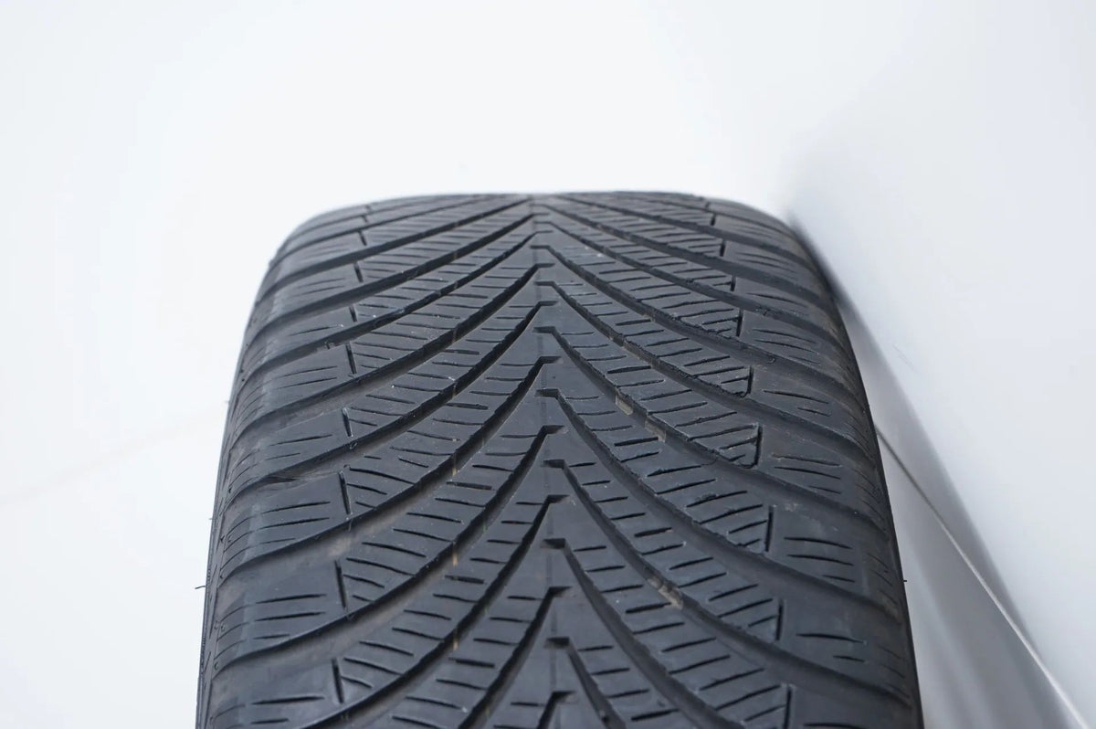 Mercedes C-Class W206 all-weather tires, winter wheels, 18 inch Detailansicht 9