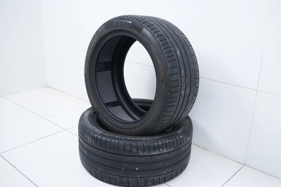 2x Summer tires 285 40 19 inch approx. 4mm Pirelli P Zero DOT21 MO