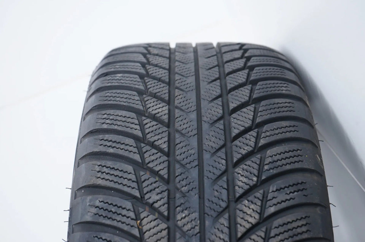 Mercedes AB Class W177 B247 Winter Wheels Winter Tires 18 Inch Detailansicht 12