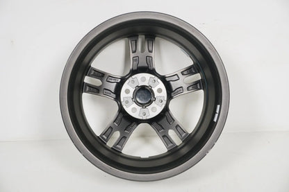 1 x jante alliage Originale BMW Série 1 F40 18 pouces 556M 8053524 Défectueuse