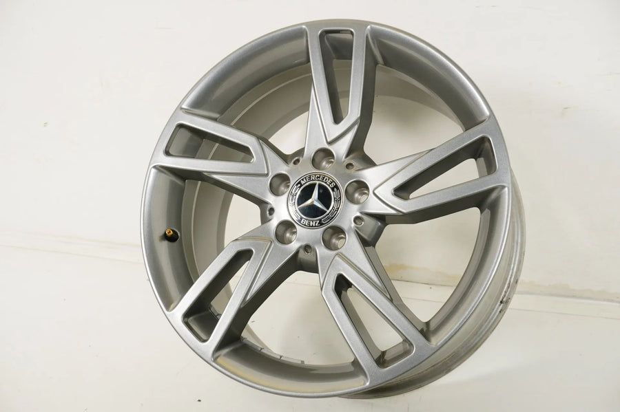 1 x NOVÝ Mercedes třídy C W204 hliníkový disk 18 palců A2044019202 8,5J