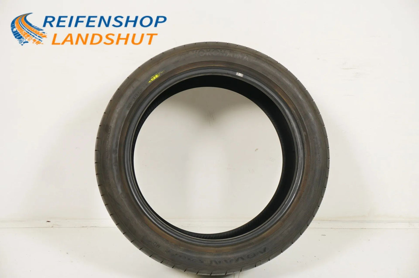 1x Yokohama summer tire 255 40 18 inch DOT14 MO approx. 7mm tread depth