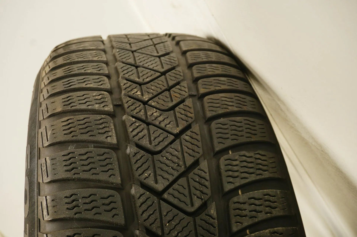MINI Countryman F60 winter tires/wheels 225/55/17 inch Detailansicht 12