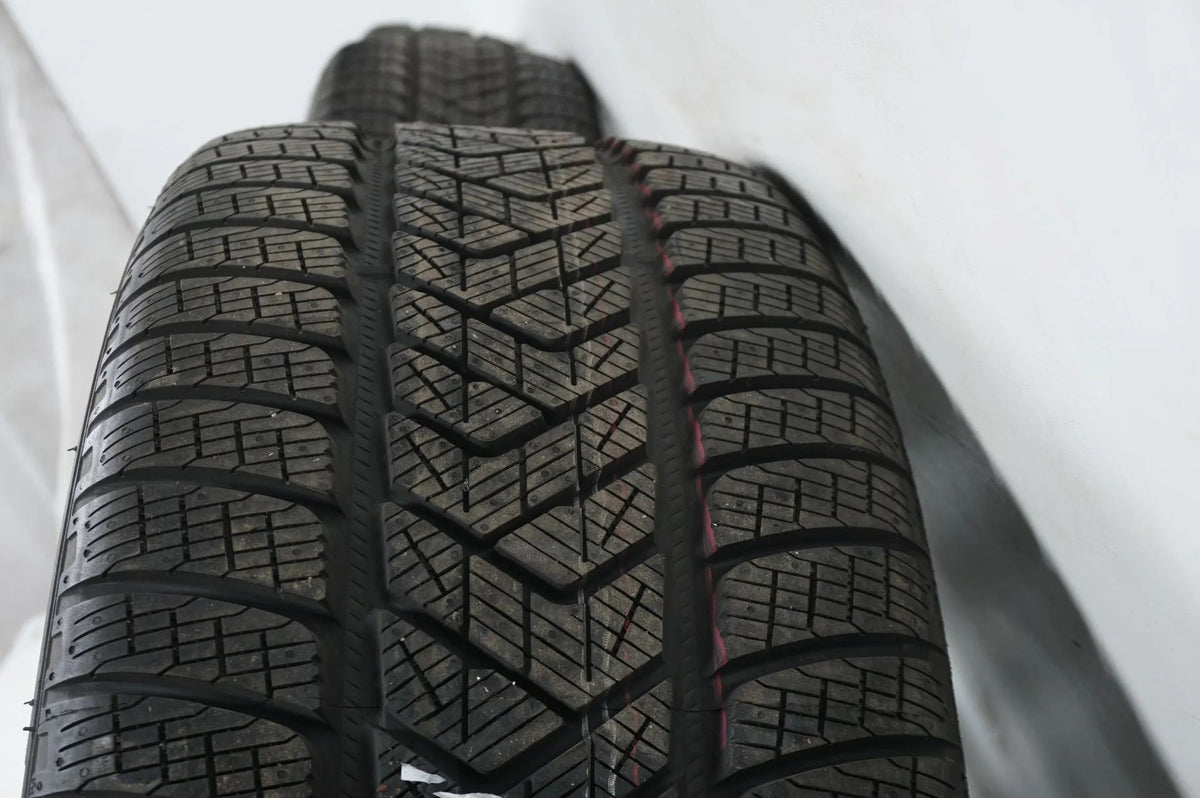 Original Mercedes EQC W293 N293 19 inch AMG Alloy Wheels Winter Tires Winter Wheels Detailansicht 12