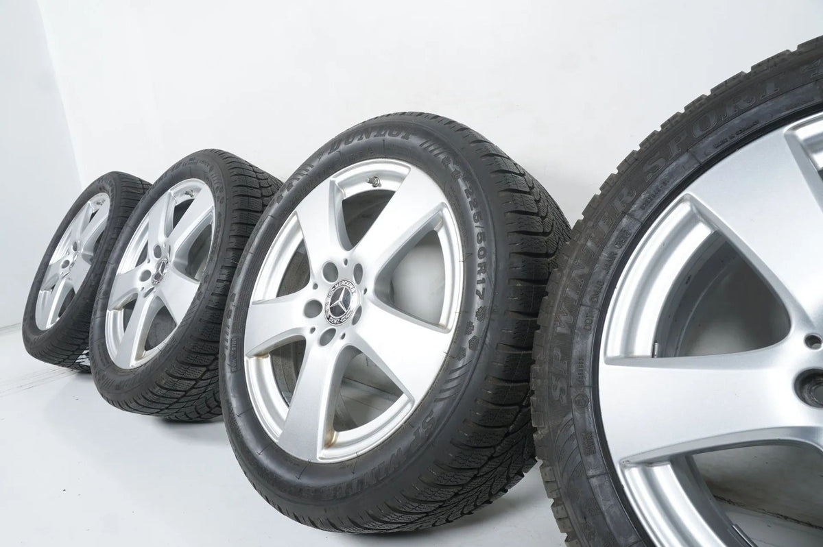Mercedes C-Class W205 winter tires/wheels 225/50/17 inch Detailansicht 8