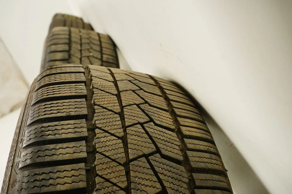 Audi RSQ3 83A F3 Pneus hiver Jantes hiver 225 50 19 pouces 7mm Detailansicht 10