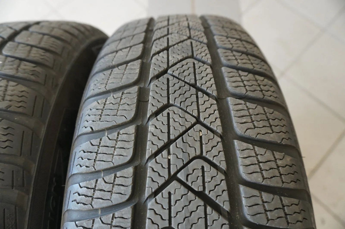 Jantes alu d'origine BMW Série 3 G20 G21 Roues d'hiver Pneus hiver 205 60 R16 7mm 2024 Vue détaillée 12