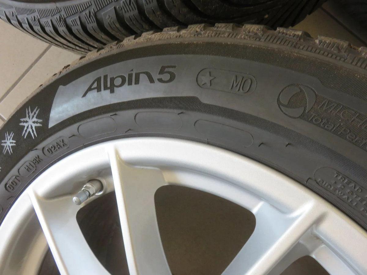 Original BMW 5 Series G30 G31 Alloy Wheels Winter Wheels Winter Tires 225 55 R17 Inch Detailansicht 3