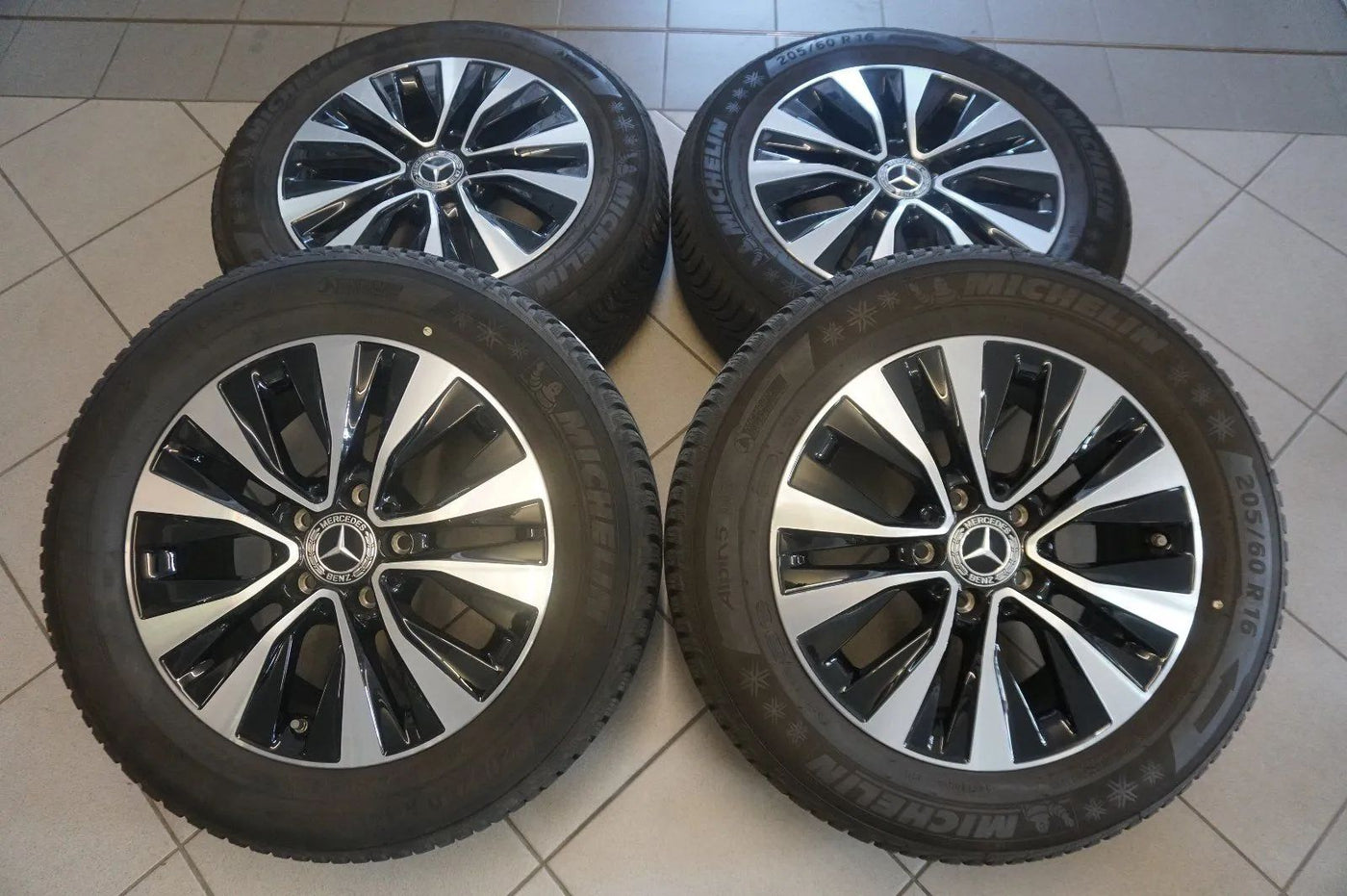 Original Mercedes A-Class B-Class W177 CLA Alloy Wheels Winter Wheels Winter Tires