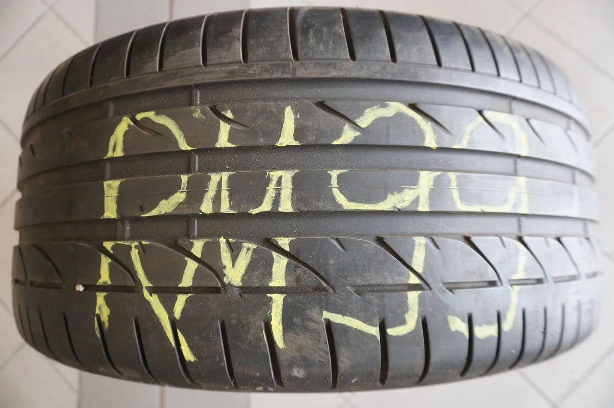 2 X 275 40 R19 101Y Sommerreifen Bridgestone Potenza S001 RSC RFT 2015 7mm Detail view 5