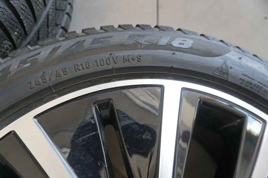 Jantes en alliage d'origine Mercedes CLS W257 C257 Roues d'hiver Pneus hiver 245 45 R18
