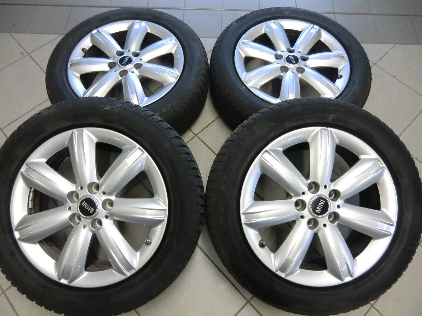 Original Mini Countryman F60 Alloy Wheels JCW Star Spoke 539 6856041 Winter Tires