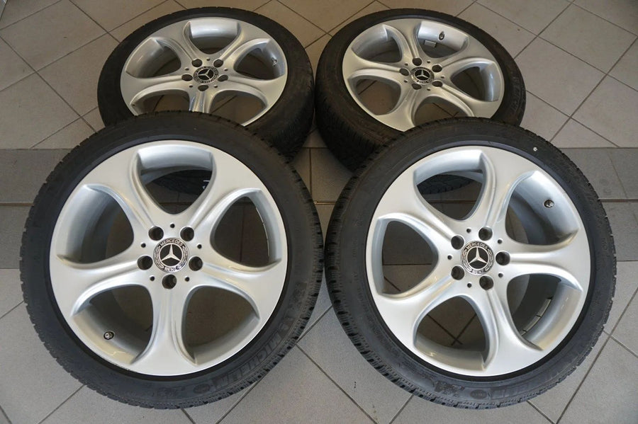 Jantes alu d'origine Mercedes Classe C W205 S205 roues complètes hiver pneus hiver 18 pouces