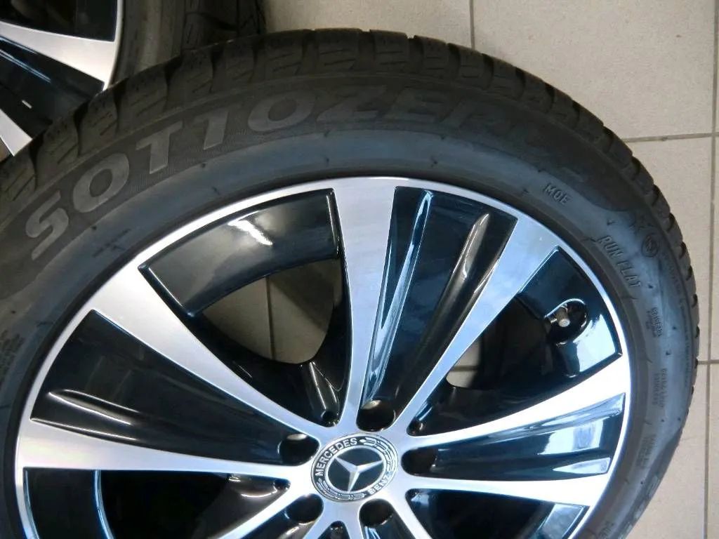 Cerchi in lega originali Mercedes Classe E W213 S213, pneumatici invernali 245 45 R18 pollici, 6 mm Visualizzazione dettagliata 2
