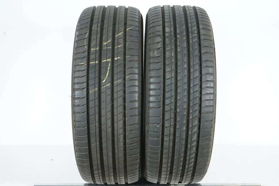 2 x pneus été Michelin 235 55 19 pouces DOT22 env.6mm AO