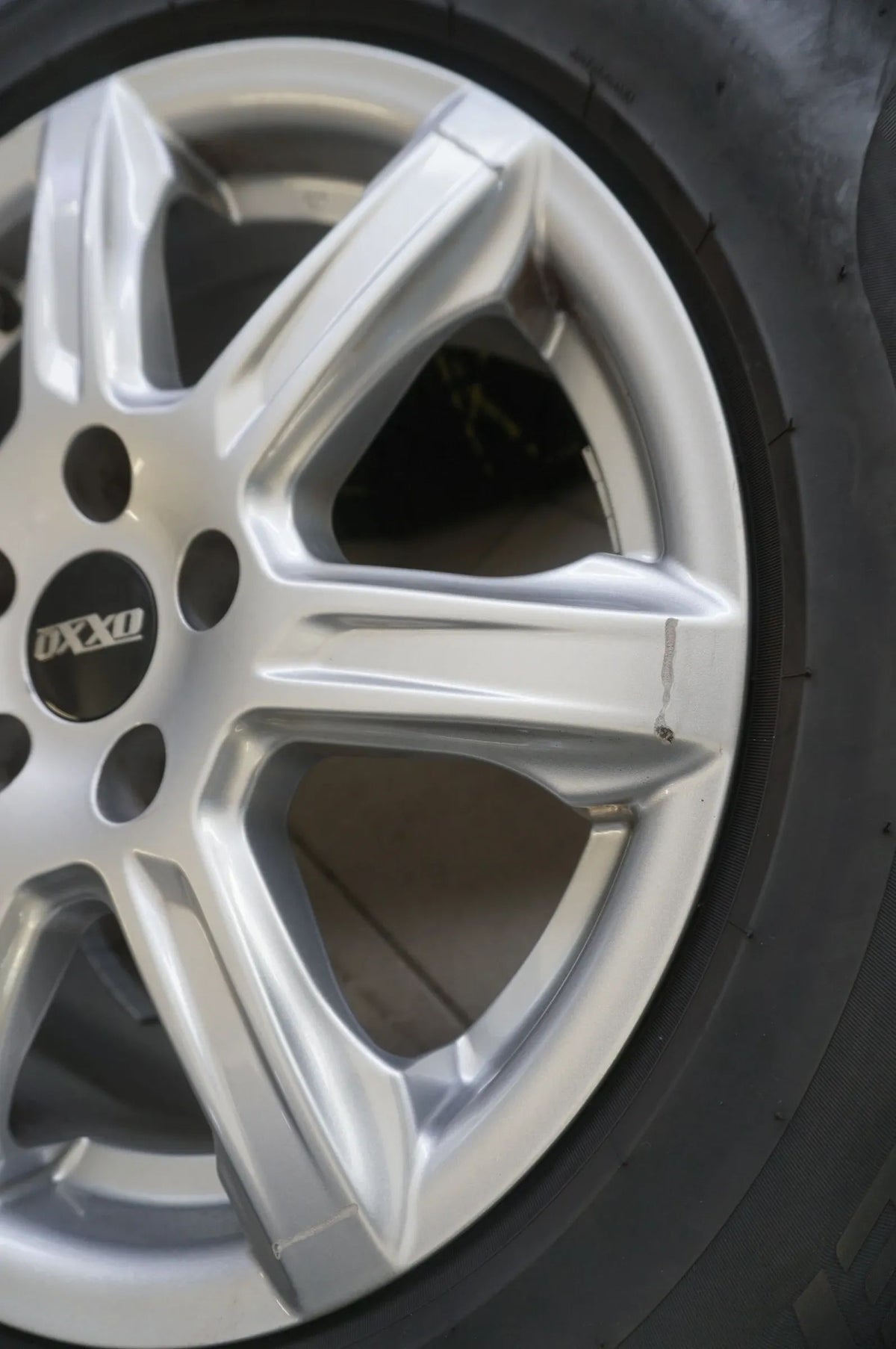 VW T-ROC I Touran II 5T Alloy Wheels Winter Tires 6mm Detailansicht 6