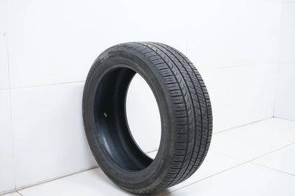 1 pneu Hankook toutes saisons 255/45/19 pouces, profondeur de sculpture d'environ 7 mm, DOT 21
