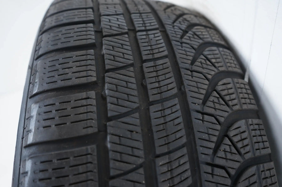 BMW Série 5 G60 G61 roues hiver pneus hiver jantes alu 19 pouces 942M 5A324F4 5A324F5