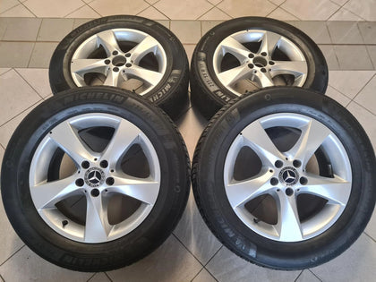 Original Mercedes V-Klasse Vito W447 17 Zoll Alufelgen Winterreifen 235 55 R17