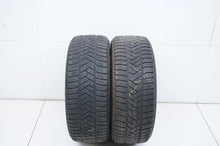 2 x pneumatici invernali Pirelli 225 45 18 pollici DOT19/17 circa 3-5 mm