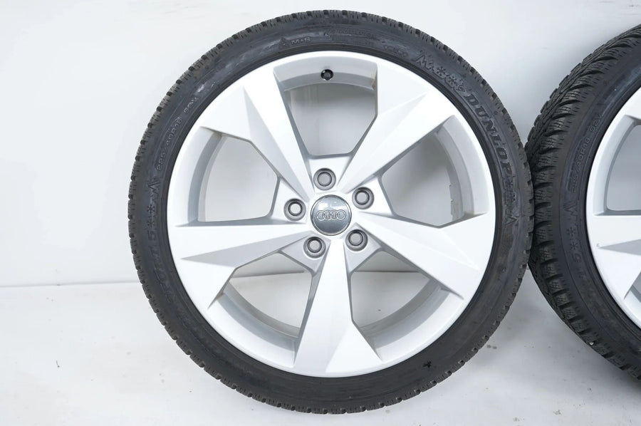 Audi A3 8Y Allwetterräder mit neuen Allwetterreifen 225 40 18 Zoll 8Y0601025j