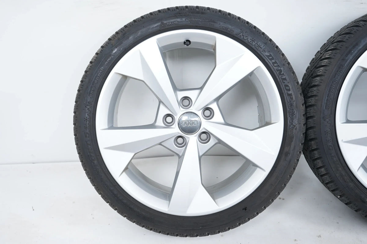 Audi A3 8Y zimní pneumatiky zimní kola 225 40 18 palců 8Y0601025j Detailní zobrazení 3
