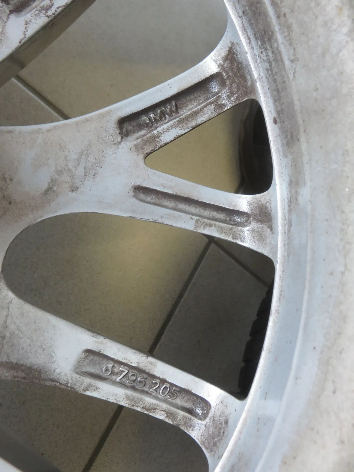 Original BMW 1er F20 2er F22 17 Zoll Alufelgen Winterreifen 205 50 R17 2015 7mm Vue détaillée 6