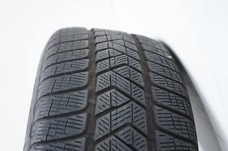 Audi Q5 SQ5 FY 8OA Winterreifen Winterräder 235 55 19 Zoll 80A601025K