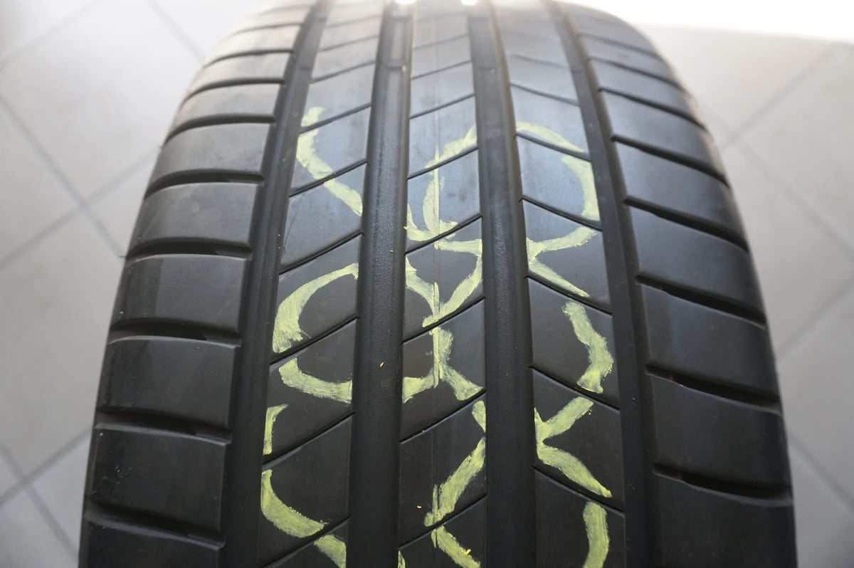 1 X 255 40 R20 101Y Sommerreifen Bridgestone Turanza T005 AO 2022 6,5mm Detailansicht 2