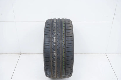1x DEMO summer tire Kumho 275 35 18 inch DOT19