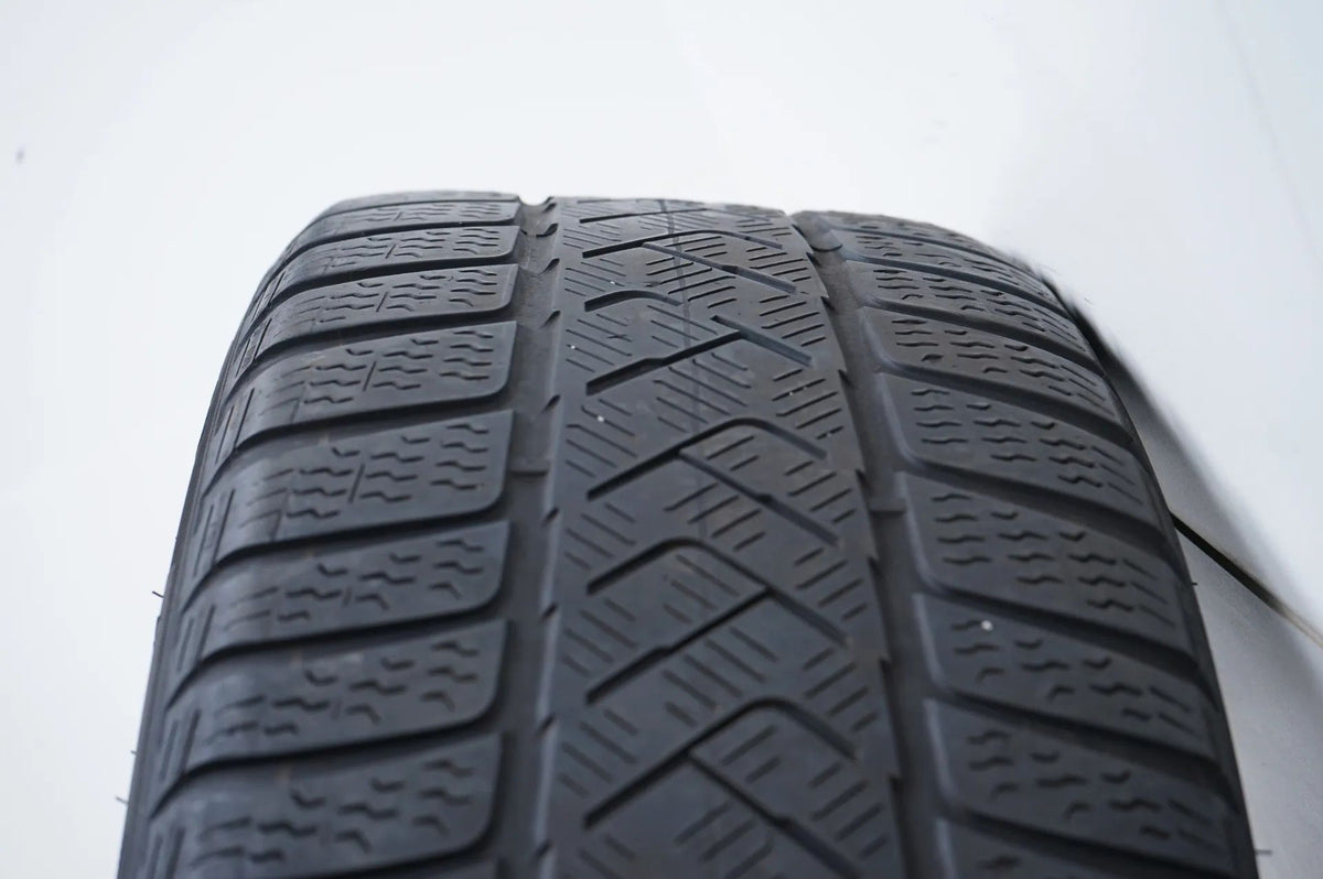 Mercedes C Klasse W206 Winterreifen Winterräder 225 45 18 Zoll Detailansicht 12
