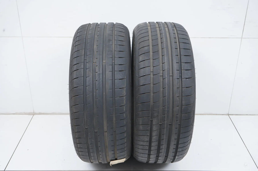 2 x Sommerreifen Goodyear 225 45 18 Zoll DOT18 ca.5-6mm Bmw* RFT