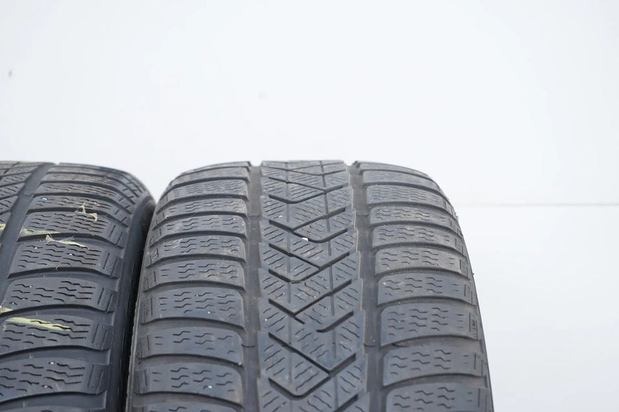 2 x Pirelli winter tires 225 45 18 inch DOT19/18 approx. 4 mm MO