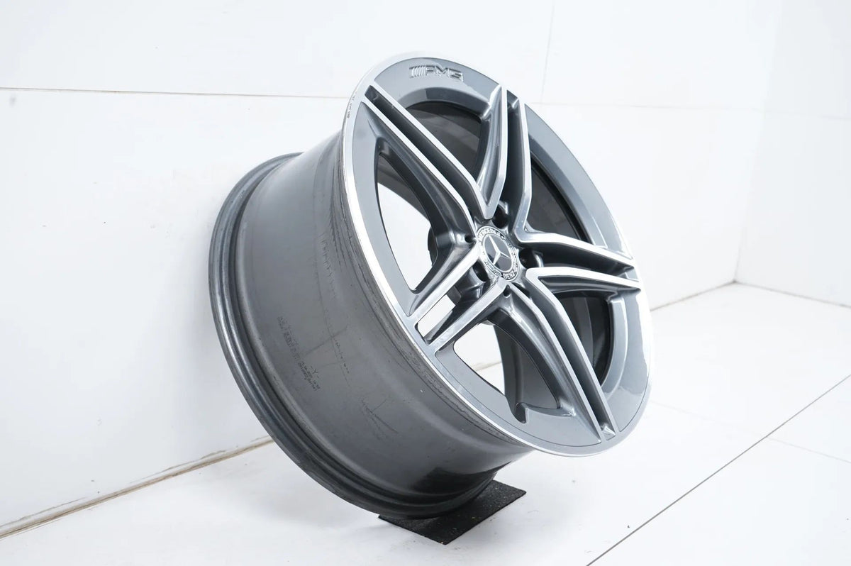1 jante en aluminium Mercedes A45 CLA45 AMG W177 19 pouces A1774012200 9J ET52 Vue détaillée 5